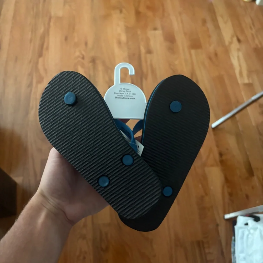 Kids Flip Flops New Size 11/12